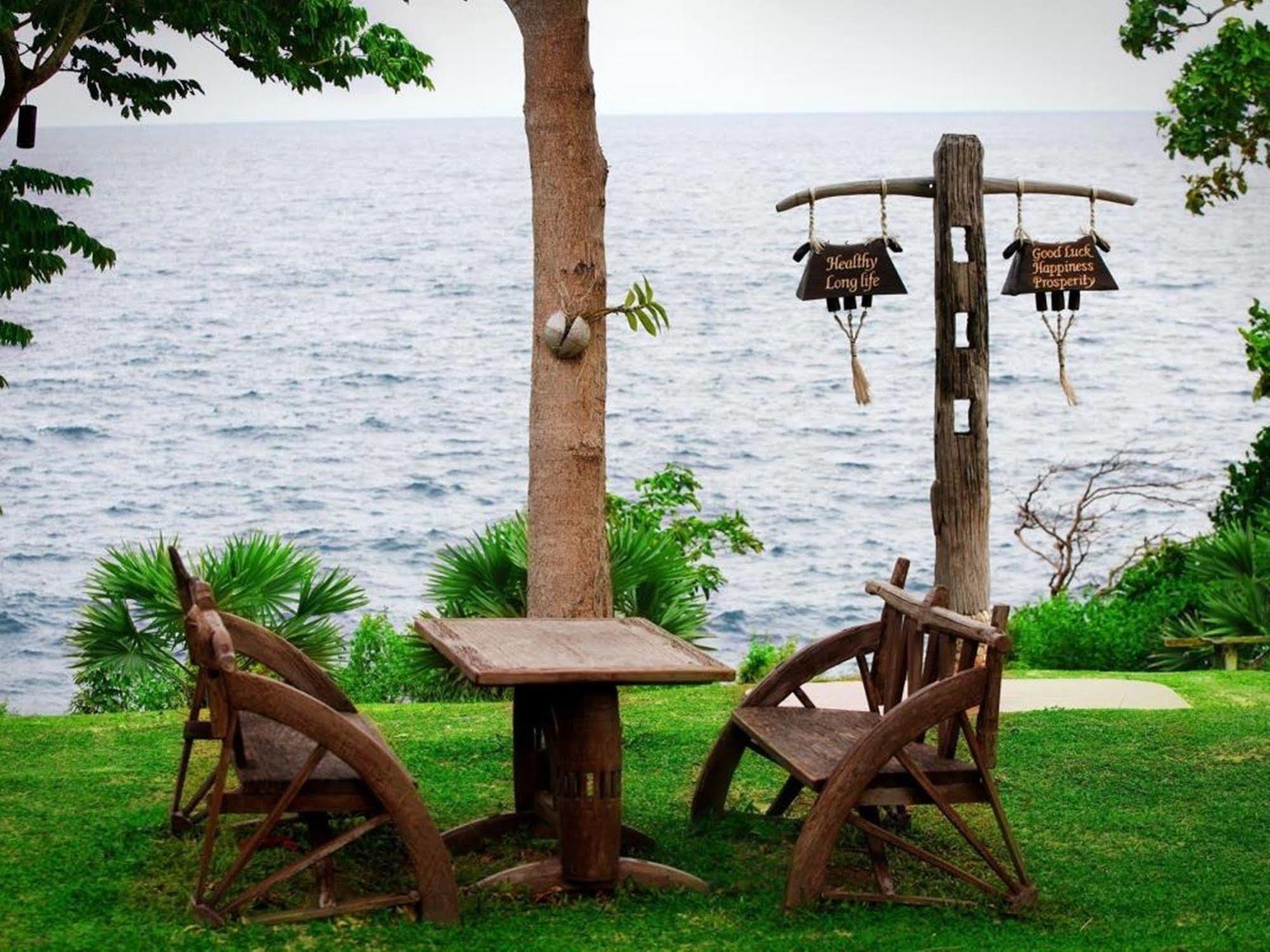 Banraya Resort And Spa Koh Racha Yai Exterior photo