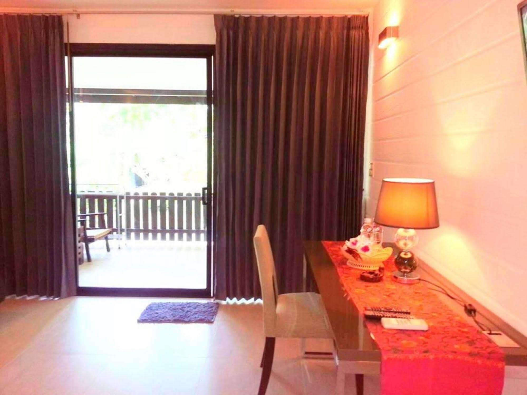 Banraya Resort And Spa Koh Racha Yai Exterior photo