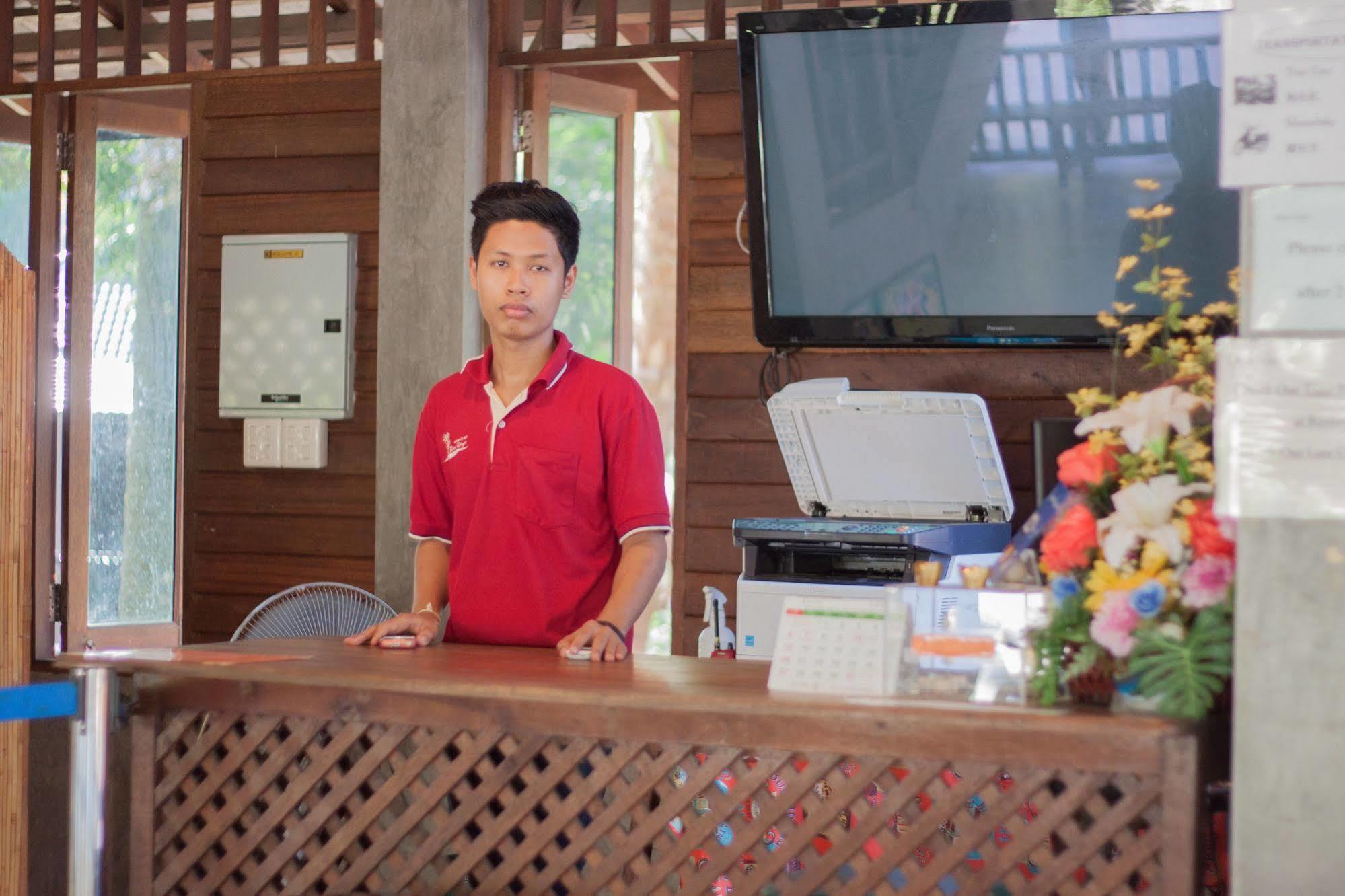 Banraya Resort And Spa Koh Racha Yai Exterior photo